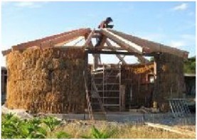 Du 17 au 21 Août, semaine d'autoconstruction d'une maison à moins de 10000€ : Présentation d'une semaine sur l'autoconstruction d'une maison à moins de 10000€ à bas de terre paille et bois, sur le site de la maison autonome de Moisdon la Rivière.